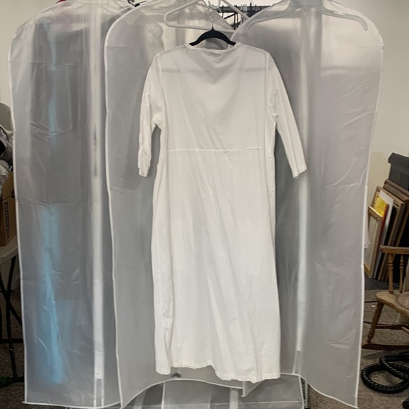 Maxi dress w/ pockets - Picture 3 of 3